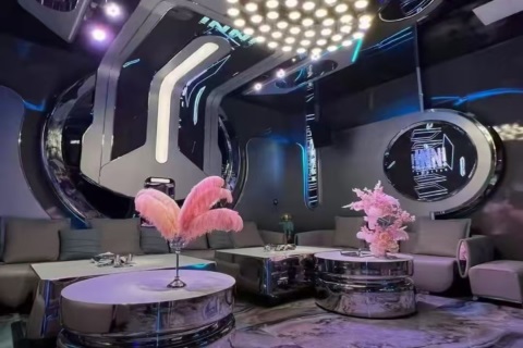 大连高端豪华夜场KTV招聘,当天结生意巨好